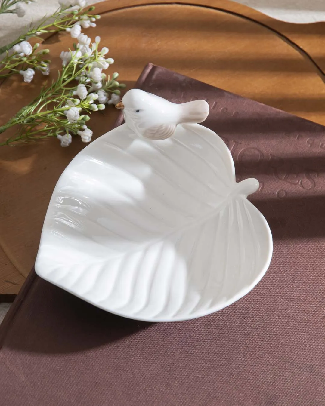 Bird on Leaf Ring Dish - White