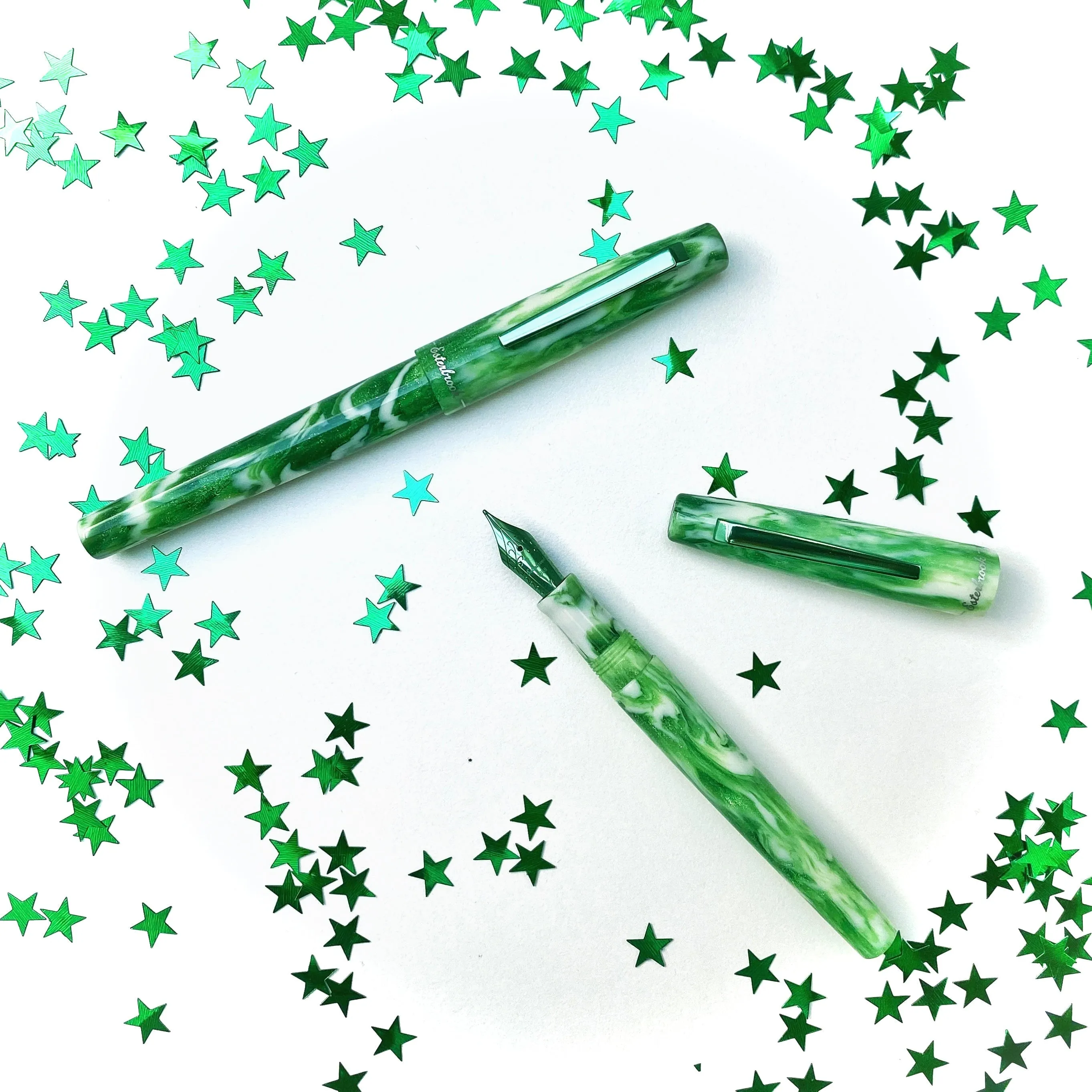 Esterbrook Camden Northern Lights Fountain Pen in Icelandic Green