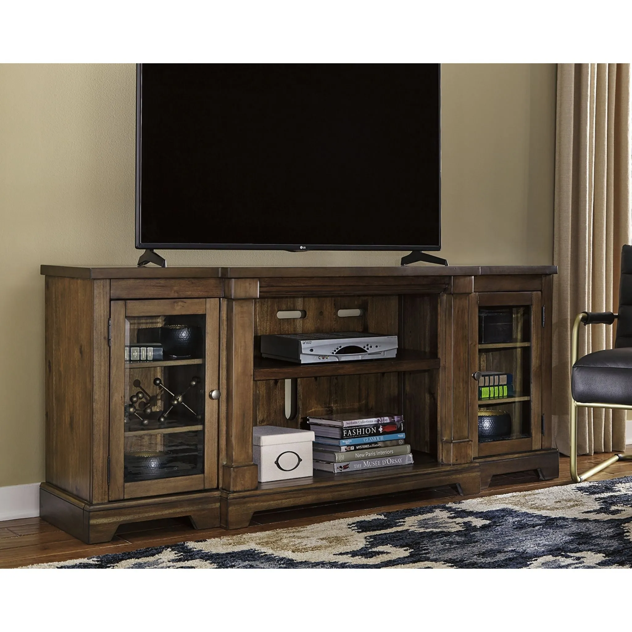 Flynnter TV Stand