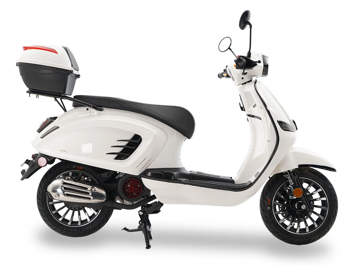 Ice Bear PMZ150-16 Classic. 150cc, Automatic, Electric Start , Color matched Trunk, Disk Brakes, GY6 Clone Engine