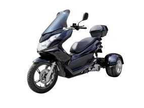 Icebear Q6 150cc Trike PST150-17, Automatic, Full Wind Screen, Locking Trunk, Electric Start