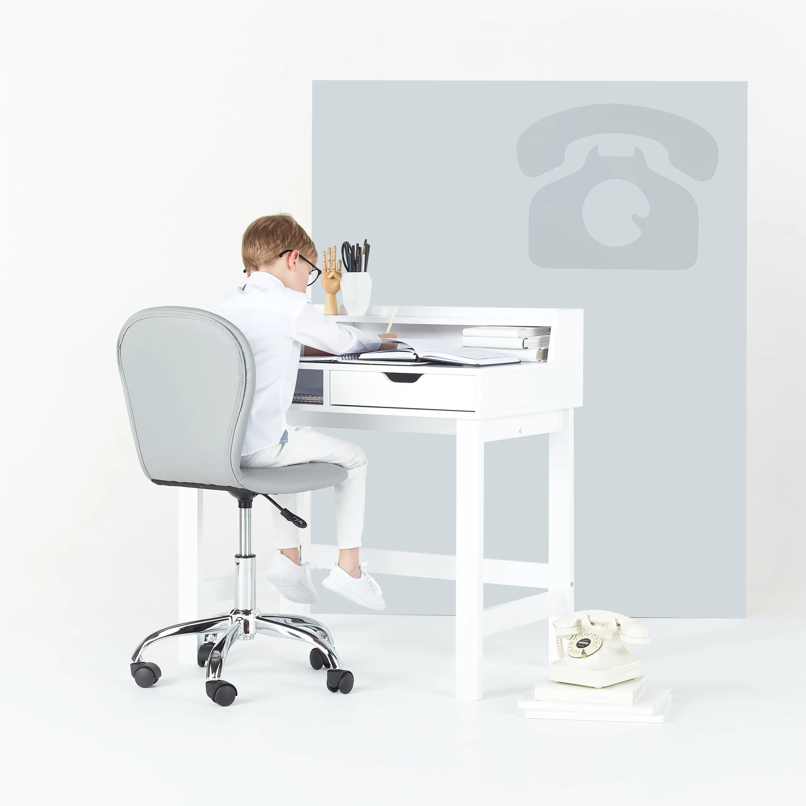 LEON Kids Study Desk