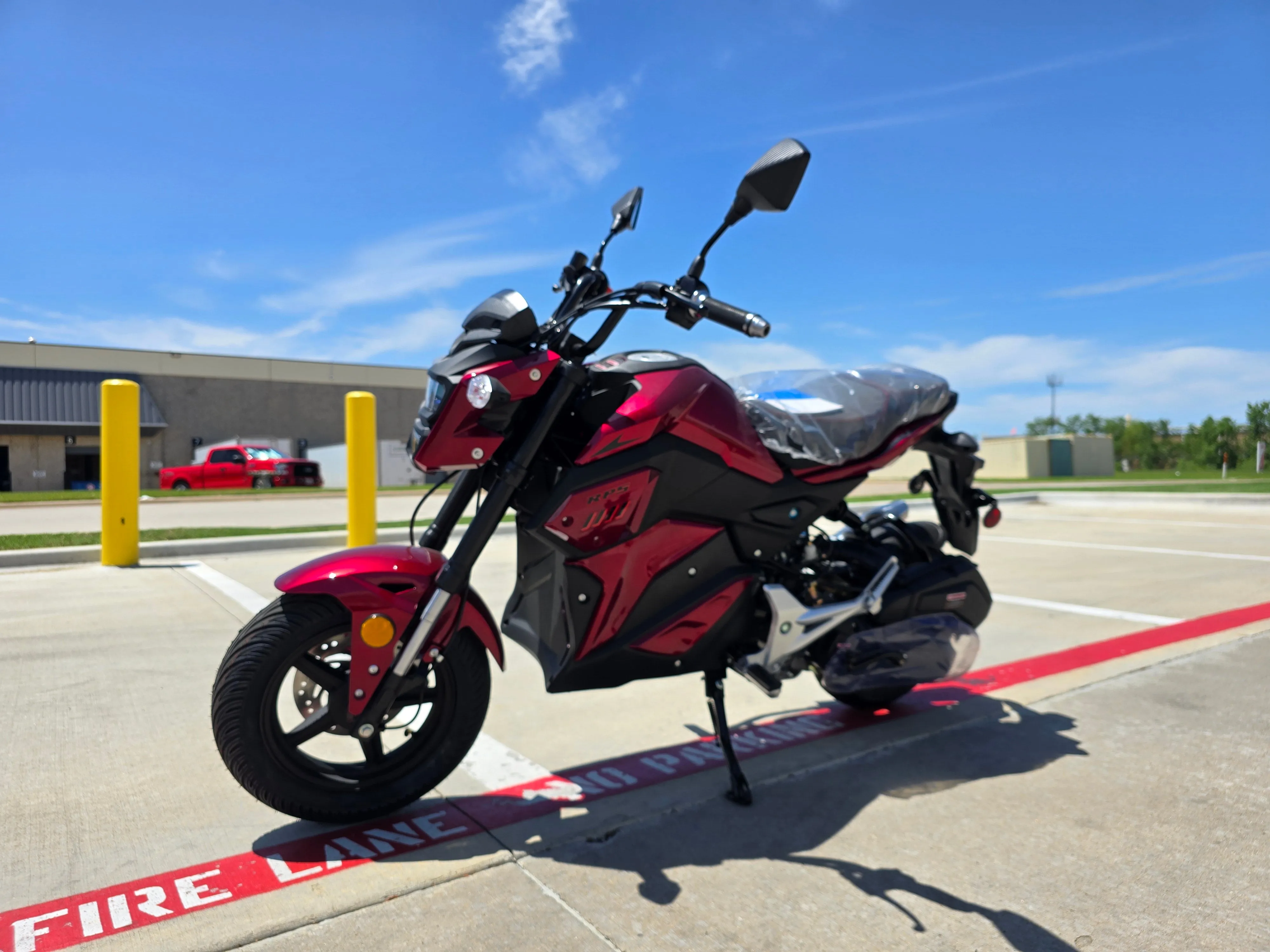 RPS M16 Grom Style Scooter 150cc, Automatic, Electric Start, Disc Brakes, LED head Lights