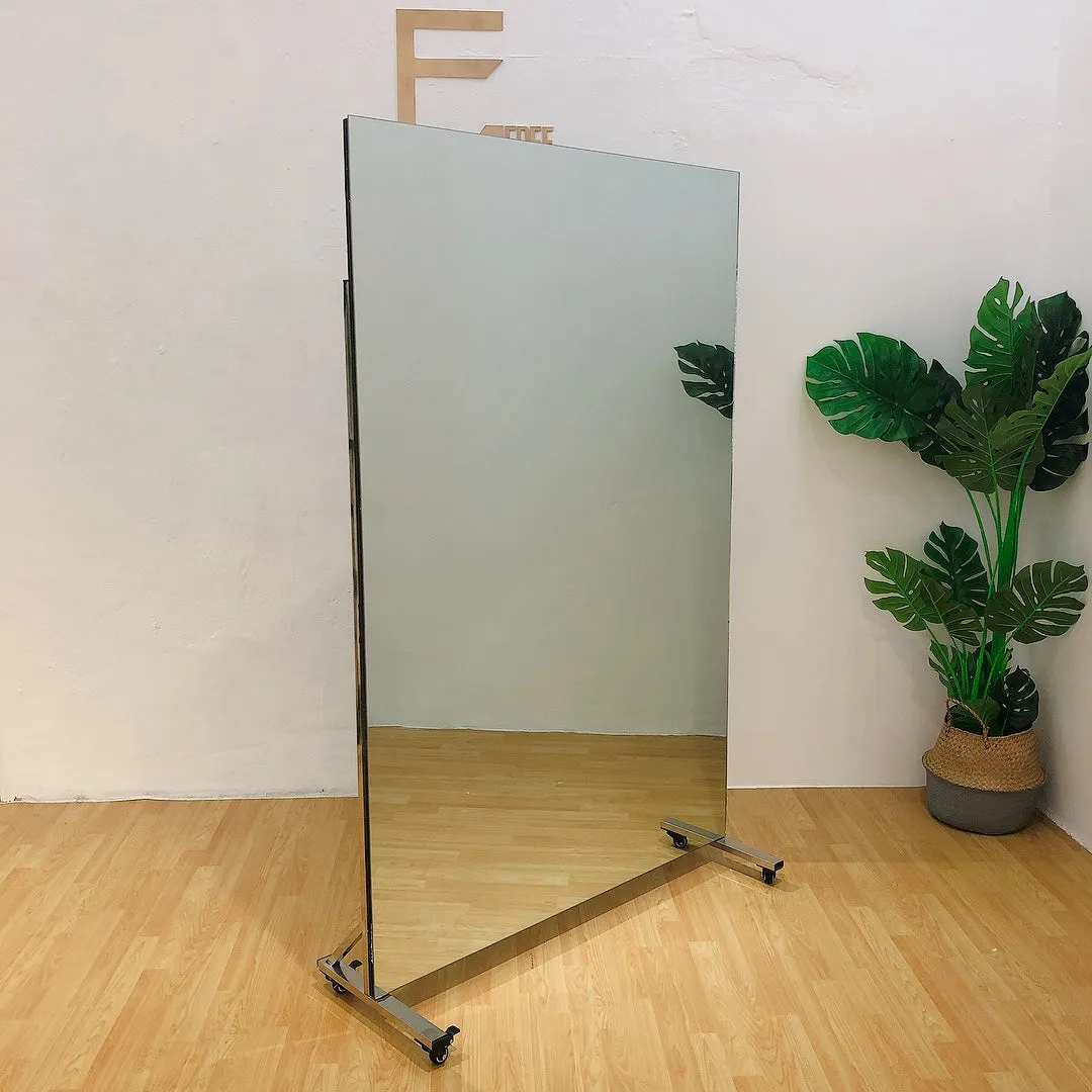 Shatterproof Frameless Mirror on Wheels