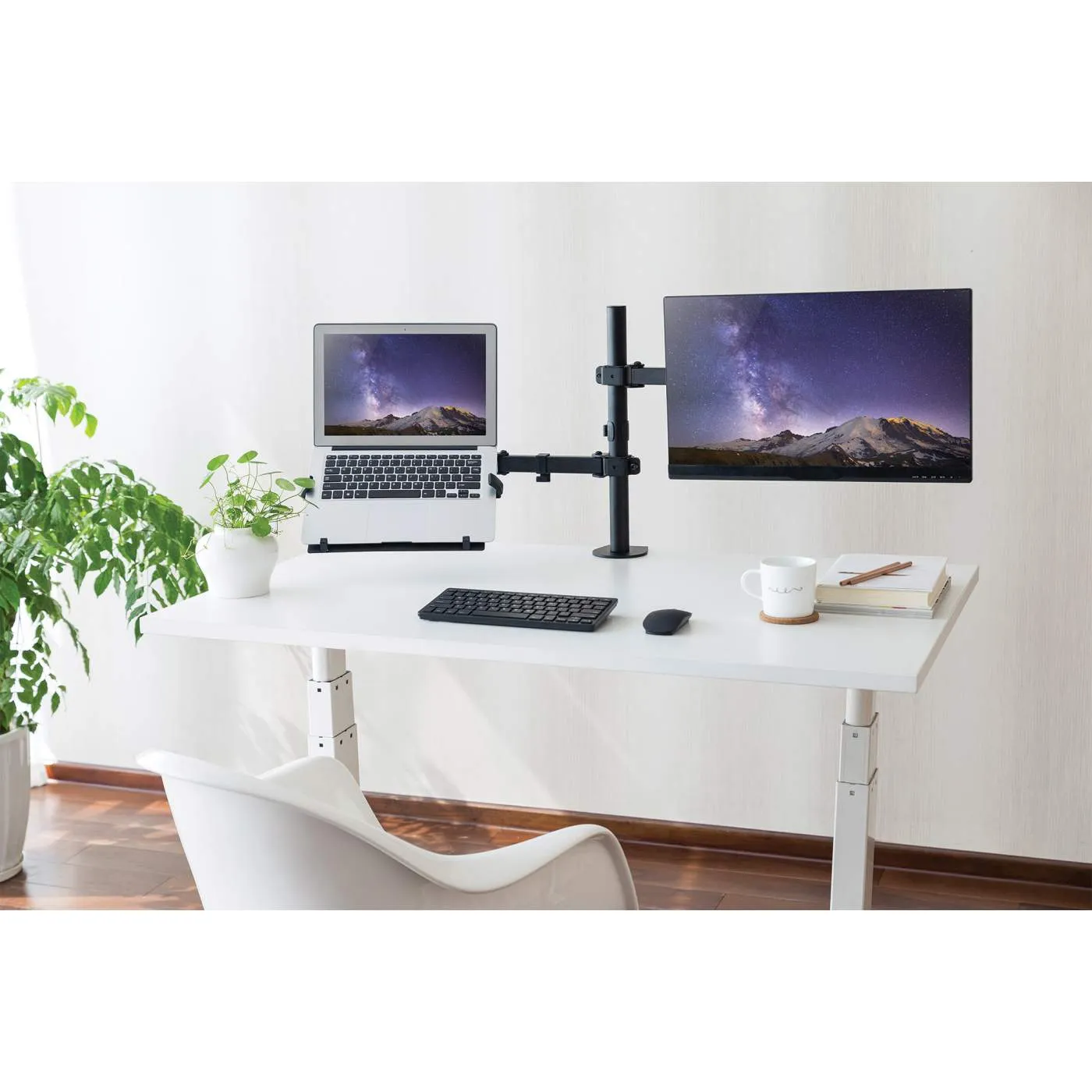 Universal Laptop VESA Holder